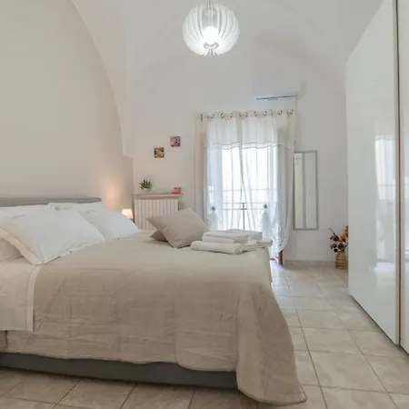 View Freewifi Netflix Апартаменты Гротталье